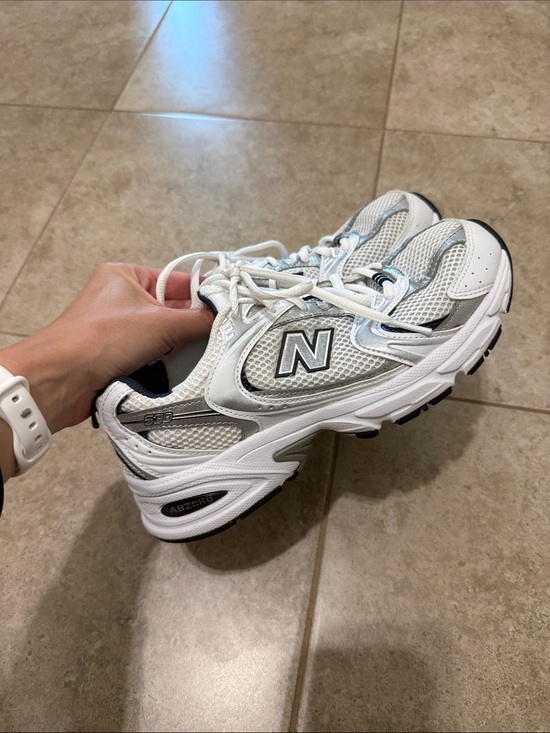 New Balance Shoes - New Balance White, Navy & Silver 530s